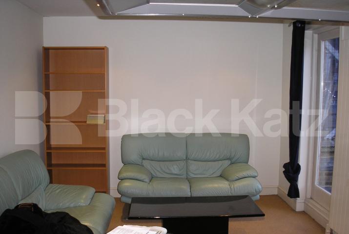 			1 Bedroom, 1 bath, 1 reception Flat			 Hampstead Road, CAMDEN NW1